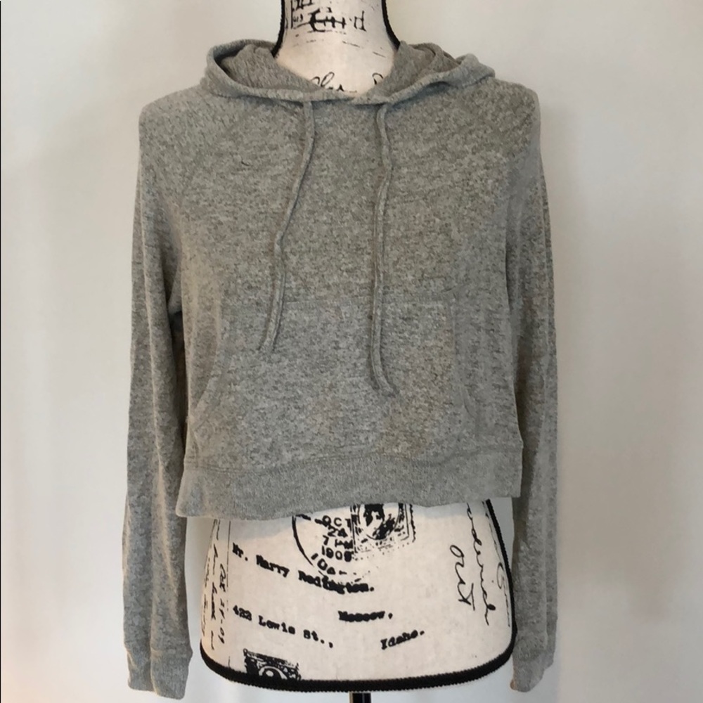 NWOT Elbow Detail Crop Sweatshirt - Picture 3 of 5